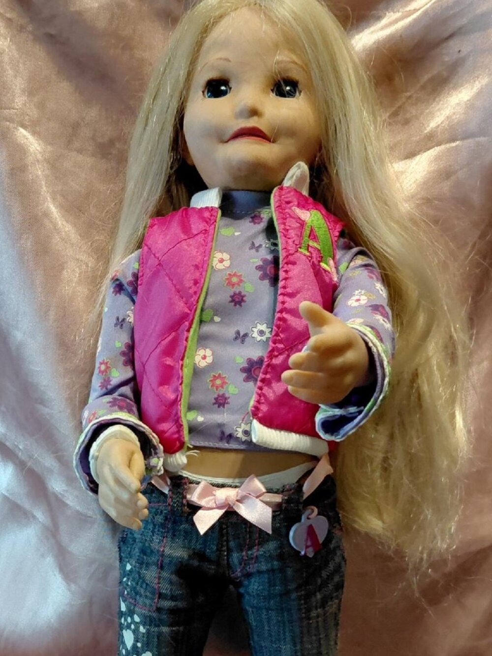 Vintage  Amazing Allysen Interactive Doll - Tested/Works